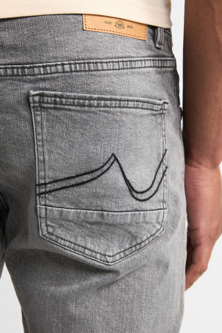 DENIM 