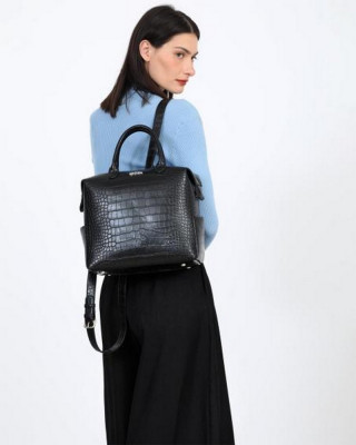 BACKPACK   (28X27X14) 