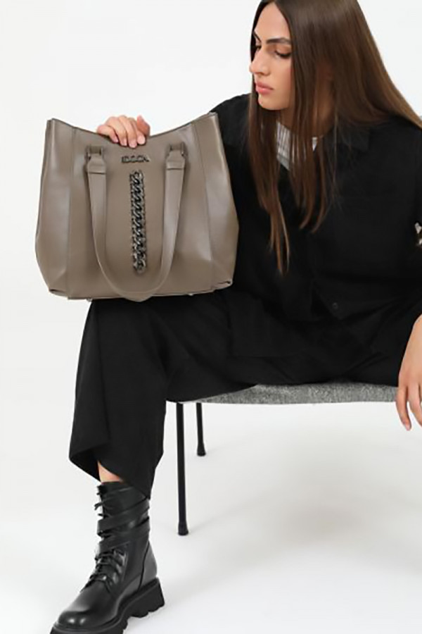 SHOULDER BAG   (24x16x10) 