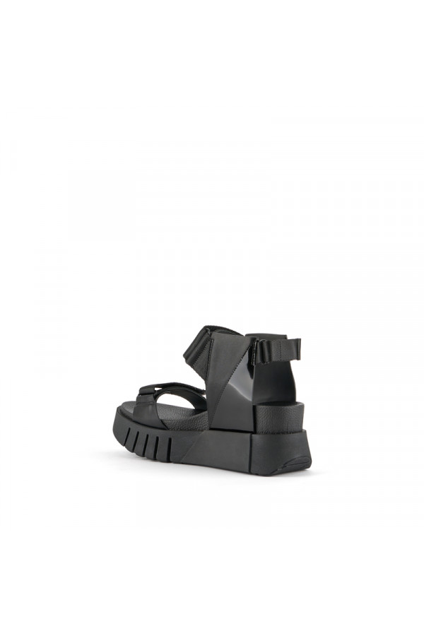 Delta Run-Lady Sandal 