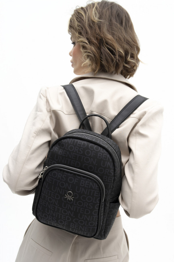 Backpack (30*23*10) 
