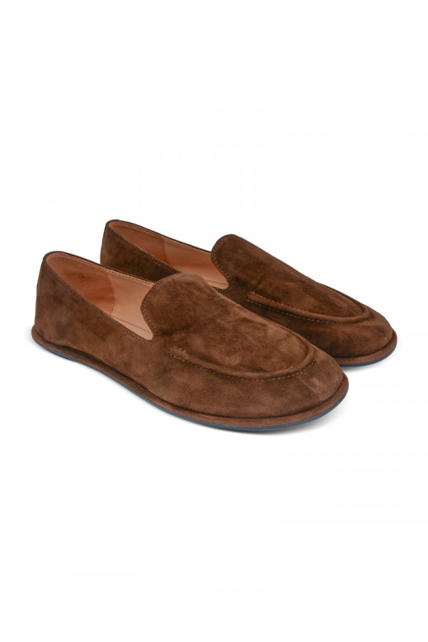 MOCCASIN 