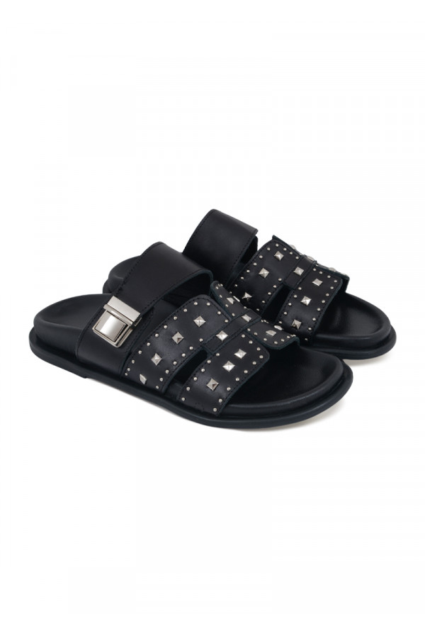 SANDAL 