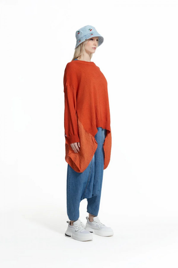 KNIT SWEATER 