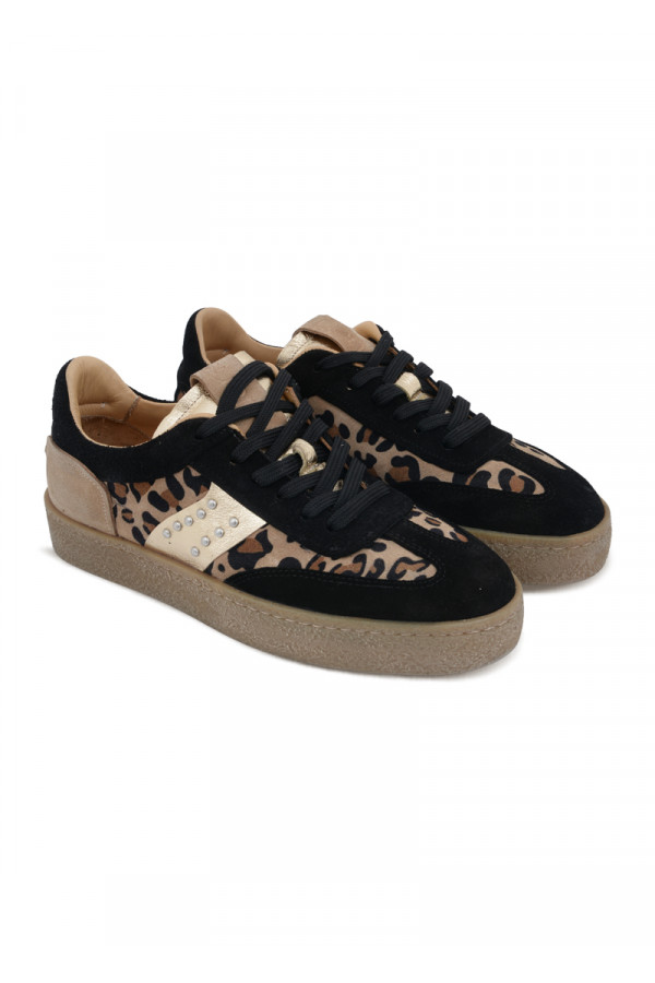 SNEAKER 