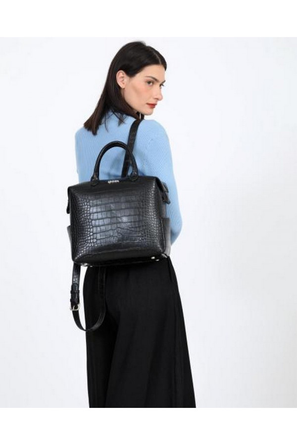 BACKPACK   (28X27X14) 