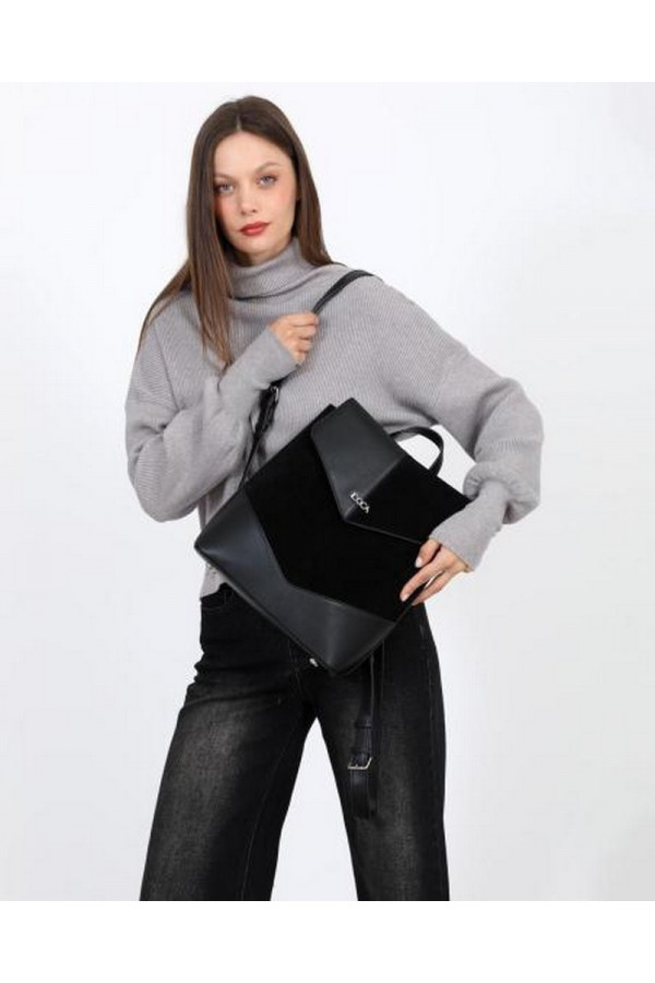 BACKPACK   (28X29.5X12) 
