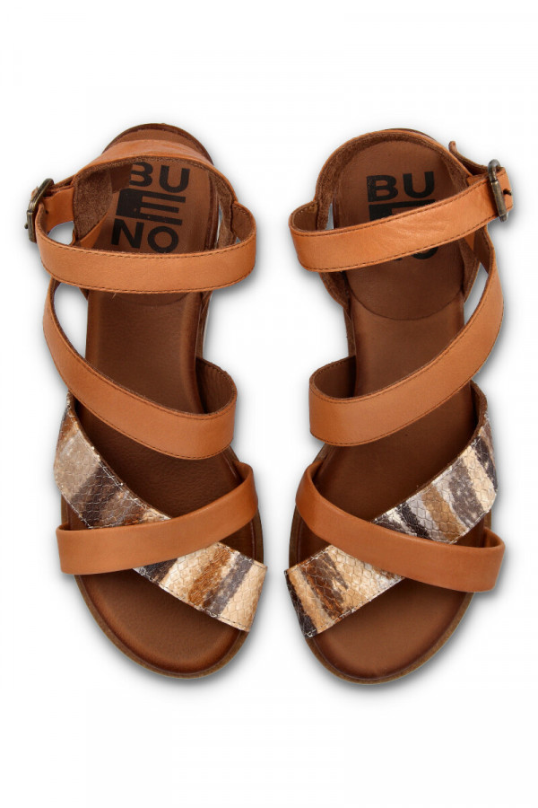 SANDAL 