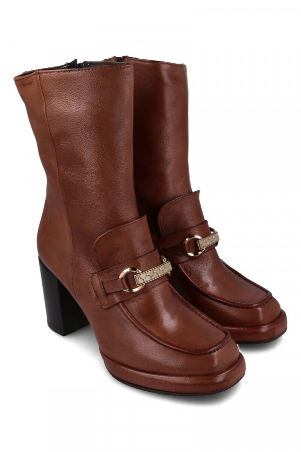 ANKLE BOOT 
