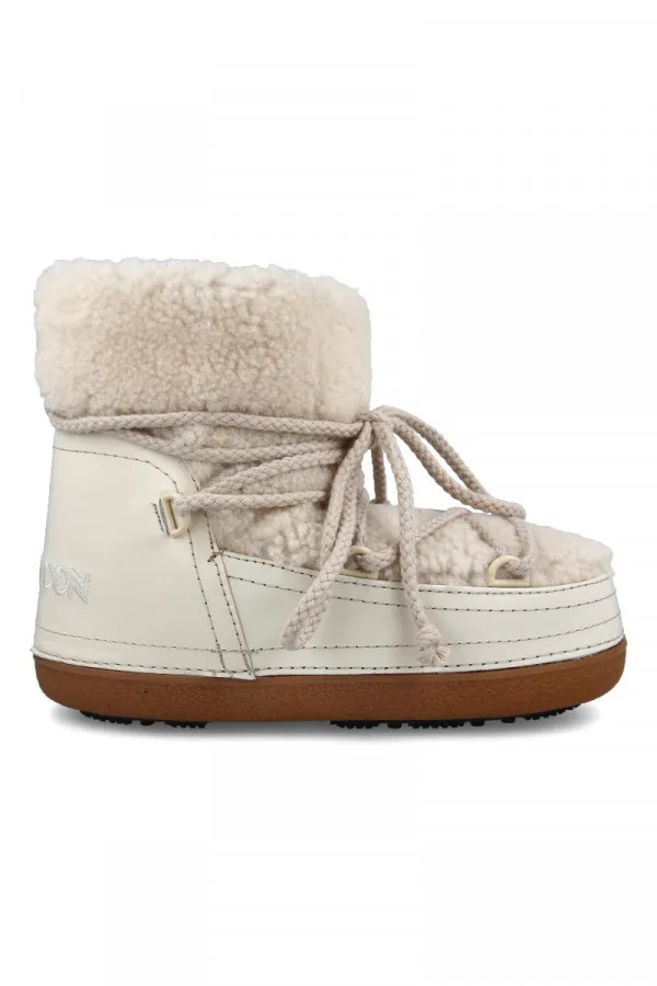 SHEEP SKIN BOOTS<br />
BOOTS 