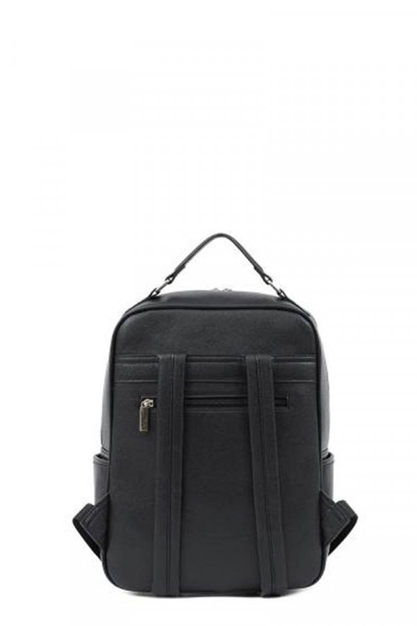 BACKPACK  (28*12*36cm) 