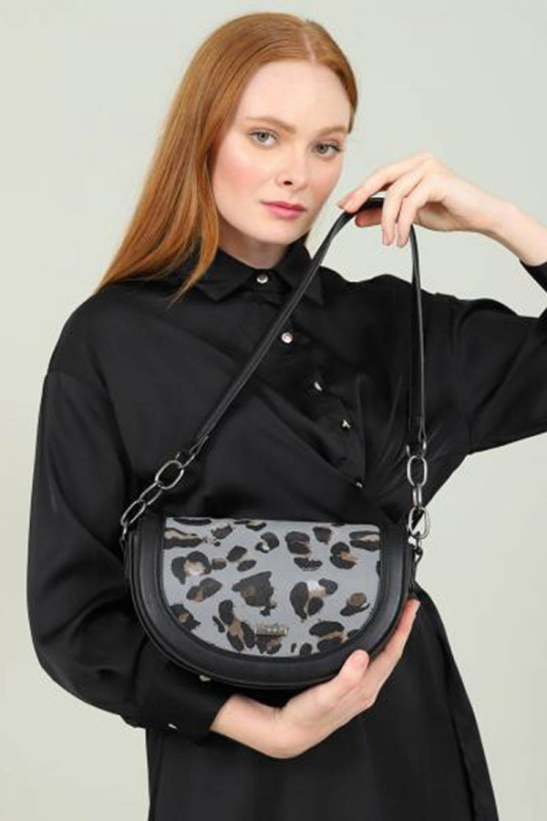 CROSSBODY  (27*11*18cm) 