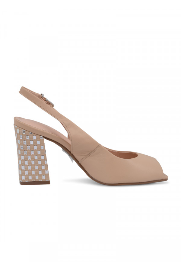 SANDAL 