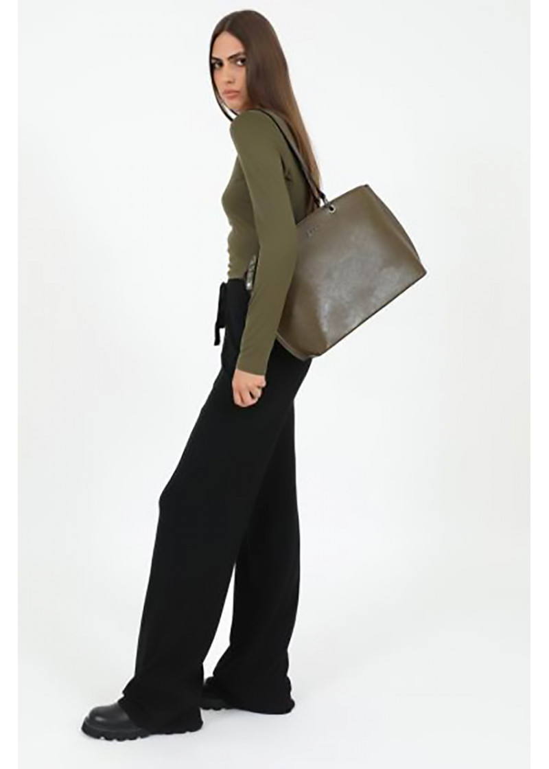 SHOULDER BAG   (30.5x28x12) 