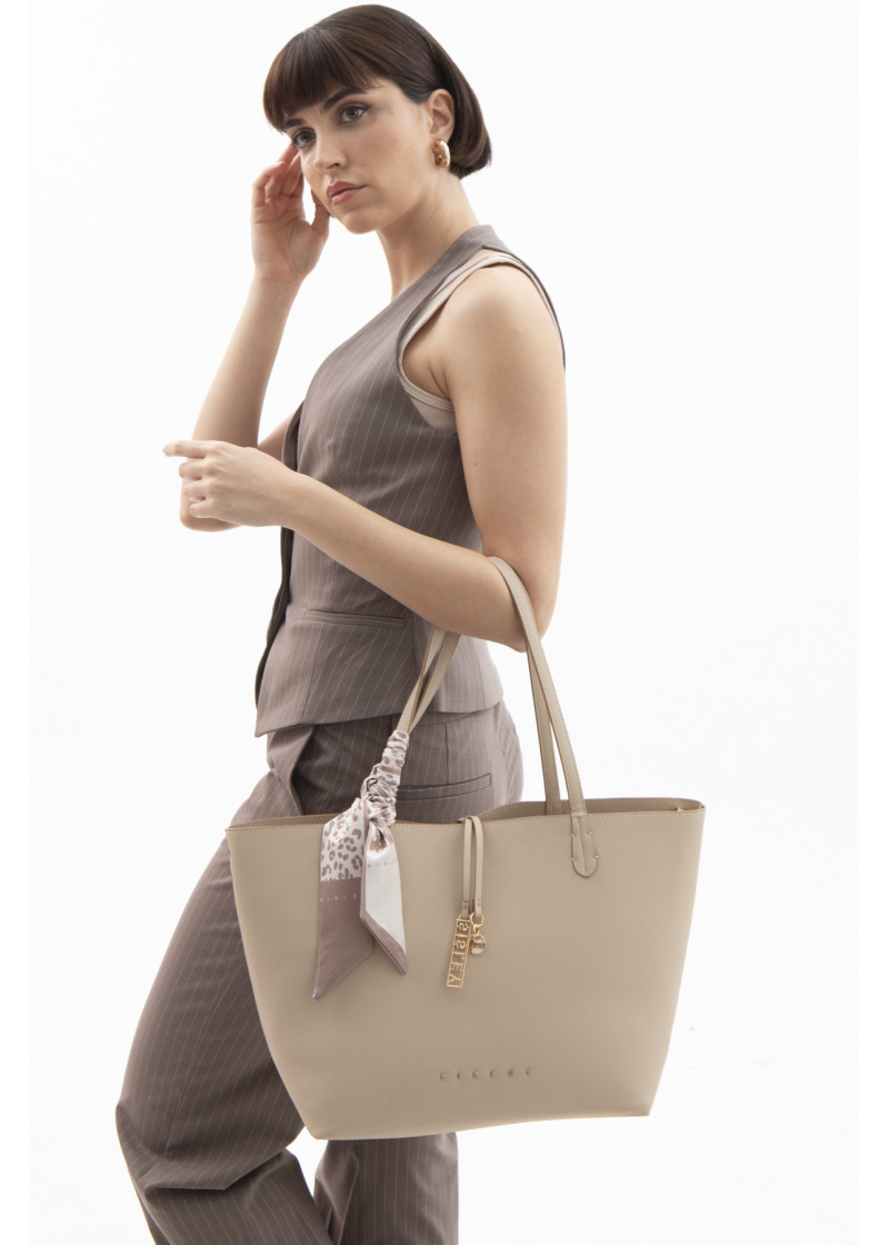 Shoulder Bag (31*13*27) 