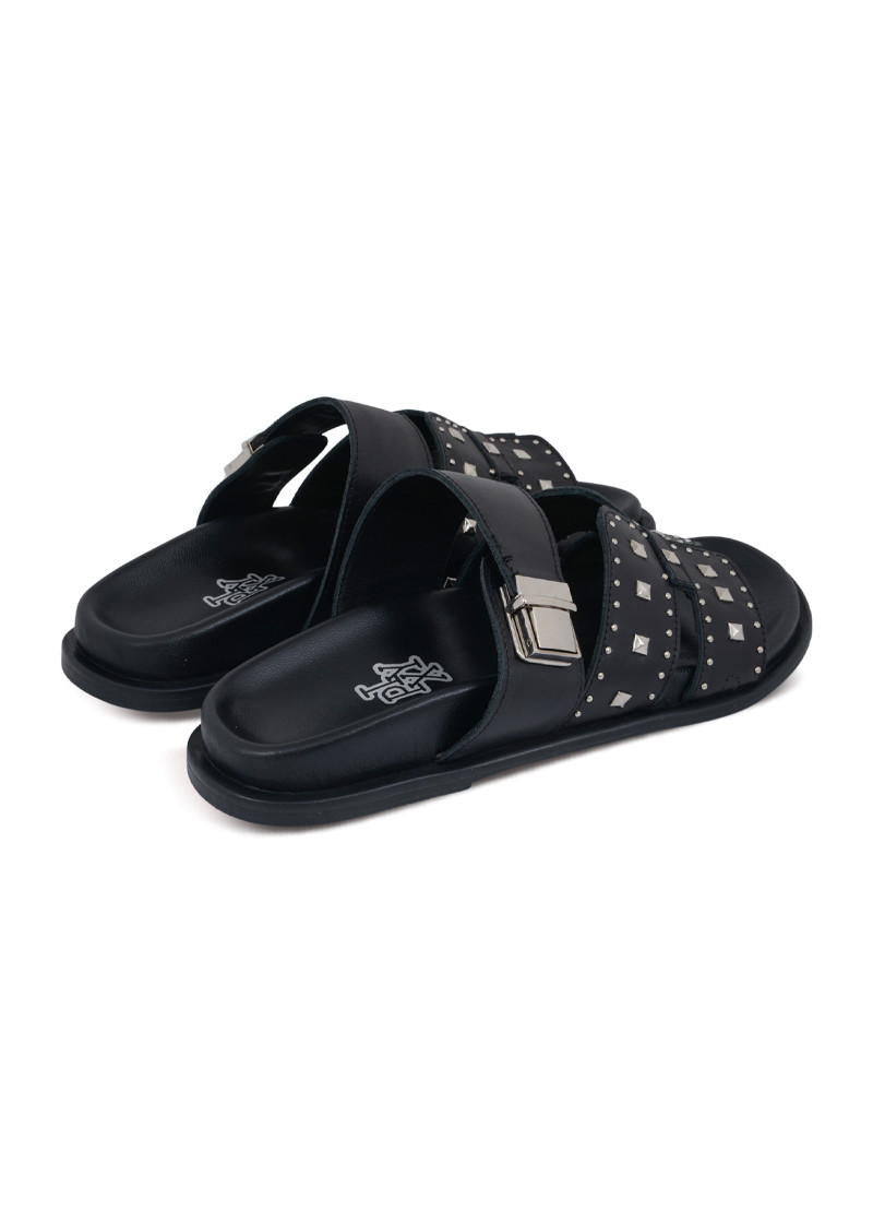 SANDAL 