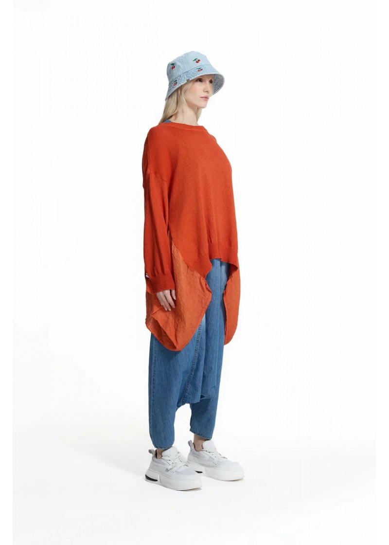 KNIT SWEATER 