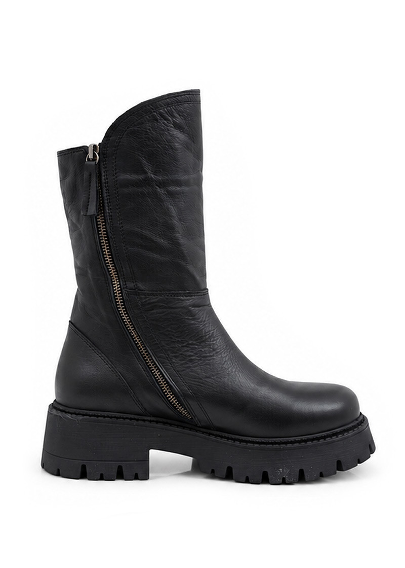 BOOT 
