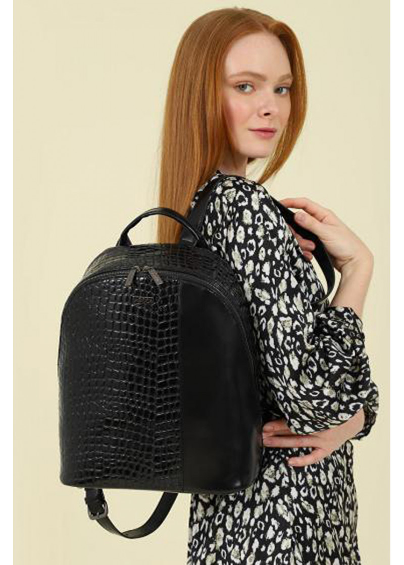 BACKPACK (27*34*17cm) 