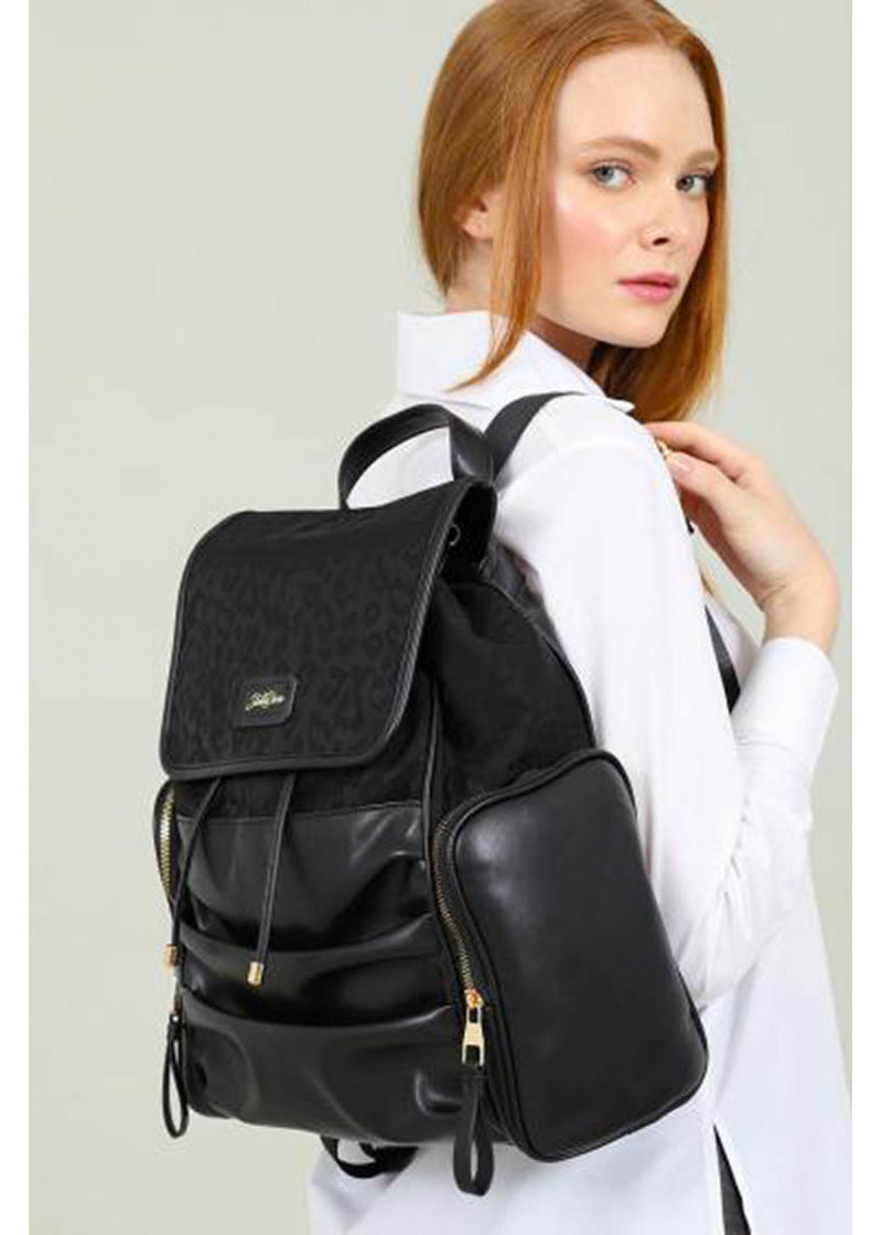 BACKPACK (33*37*13cm) 