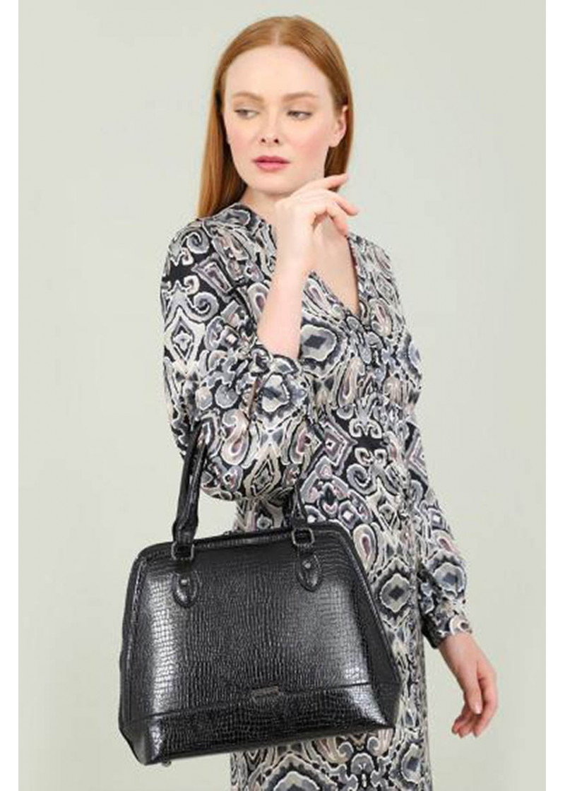 HANDBAG  (38*12*27cm) 