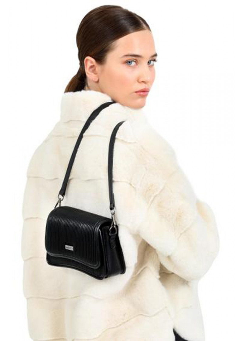 SHOULDER BAG (21.5x8x14) 