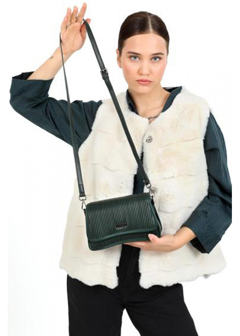 SHOULDER BAG (21.5x8x14) 